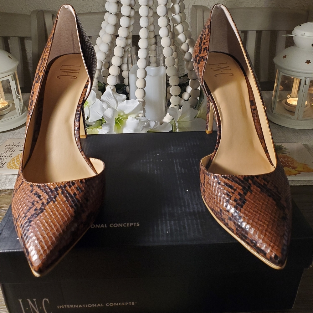 INC Kenjay pumps